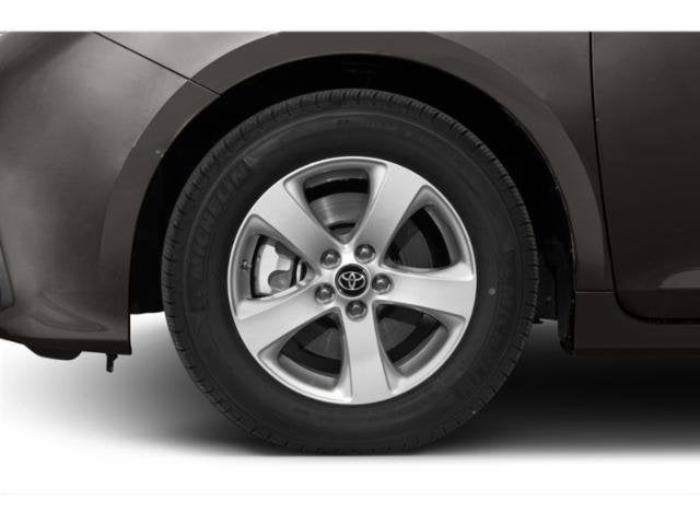 2020 Toyota Sienna XLE