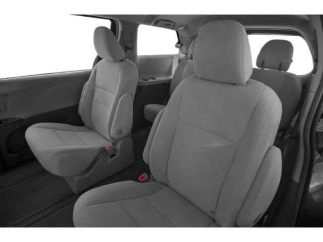 2020 Toyota Sienna XLE