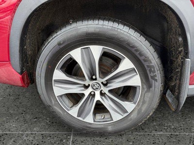 2022 Toyota Highlander Hybrid XLE