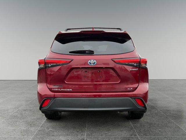 2022 Toyota Highlander Hybrid XLE