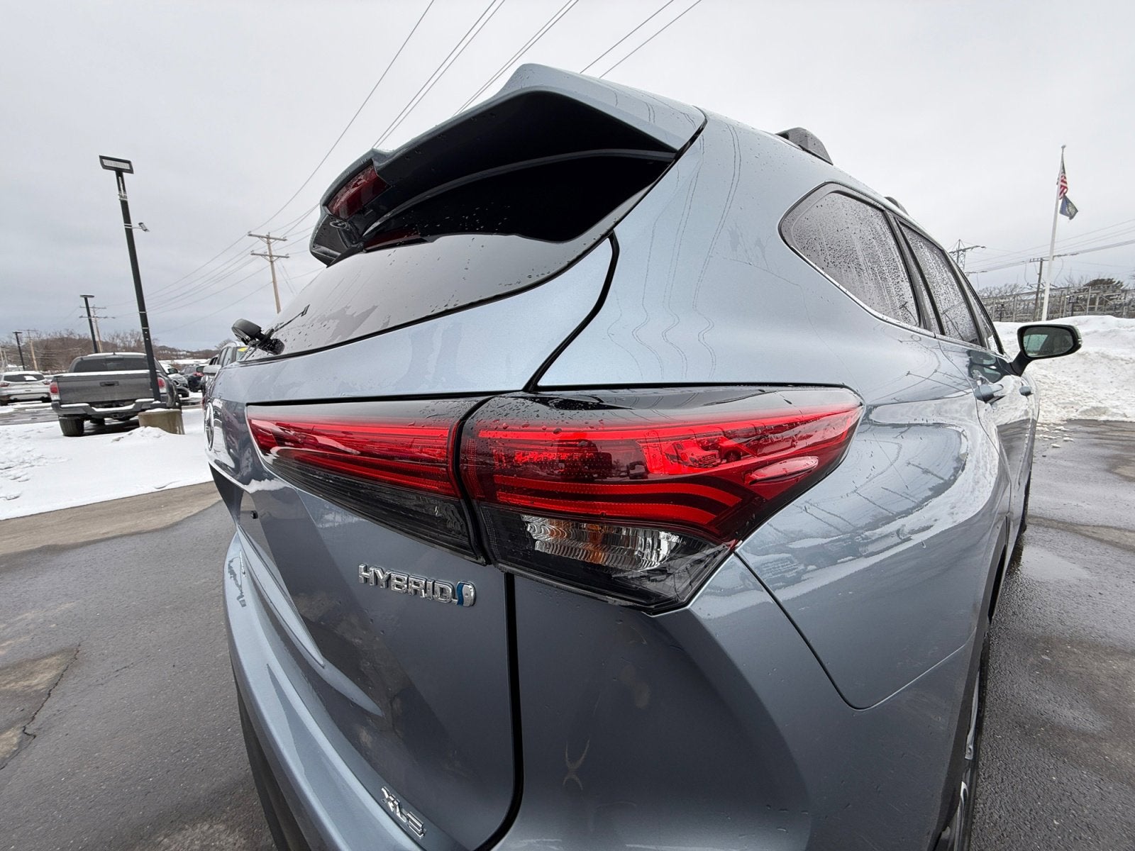 2023 Toyota Highlander Hybrid XLE