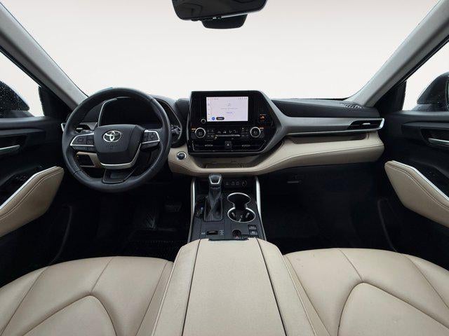 2023 Toyota Highlander Hybrid XLE