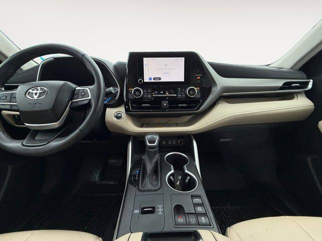 2023 Toyota Highlander Hybrid XLE