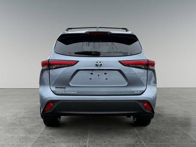 2023 Toyota Highlander Hybrid XLE