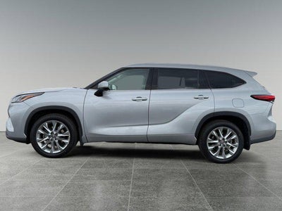 2023 Toyota Highlander LIMITED