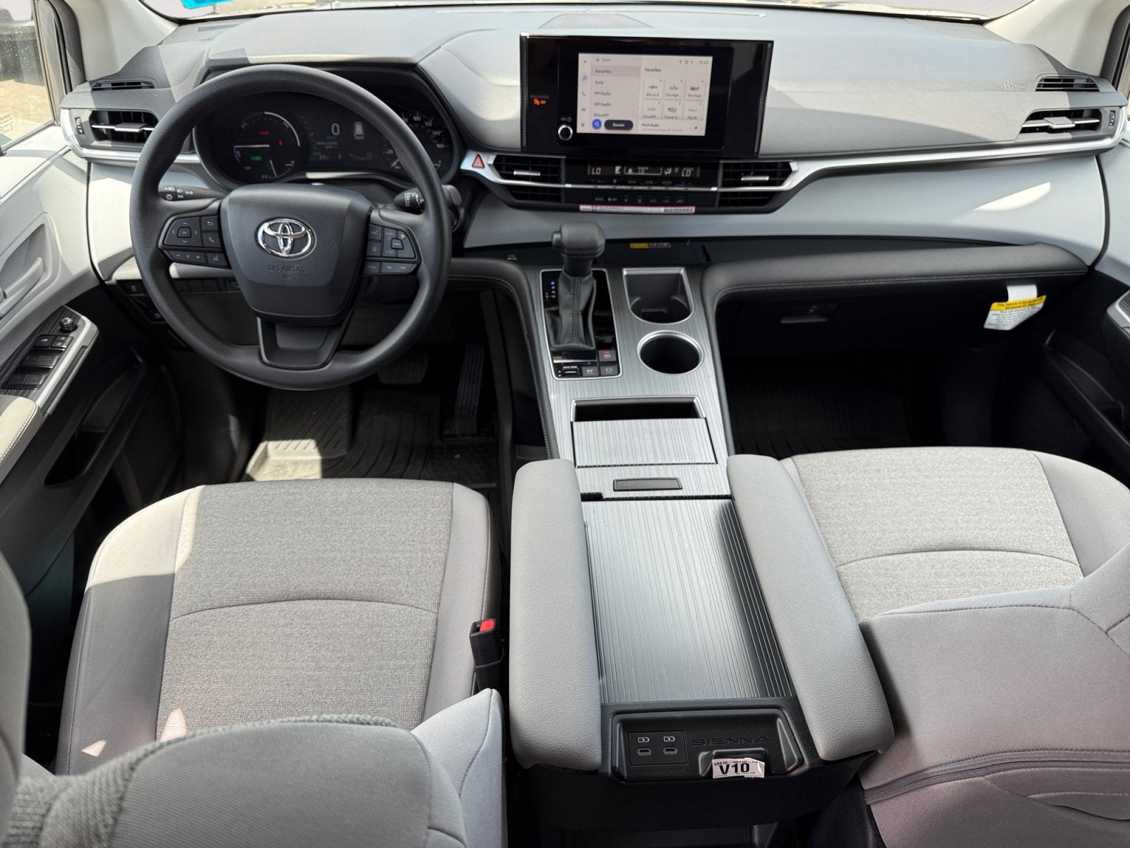 2026 Toyota Sienna LE