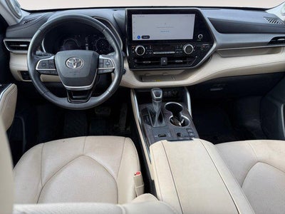 2023 Toyota Highlander Hybrid Limited