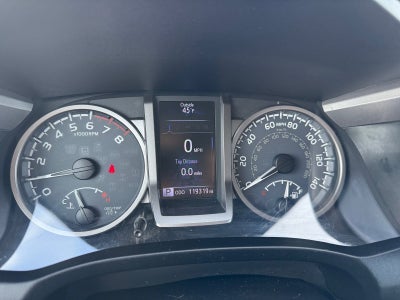 2016 Toyota Tacoma SR5