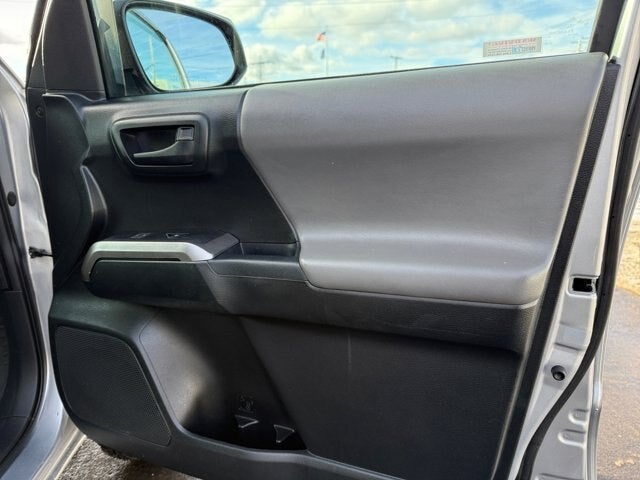 2016 Toyota Tacoma SR5