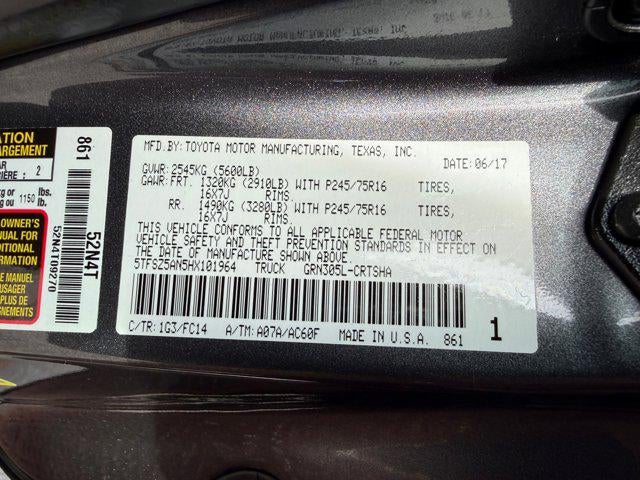 2017 Toyota Tacoma SR5