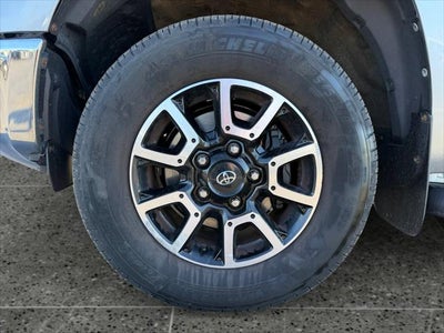 2015 Toyota Tundra 4WD Truck SR5