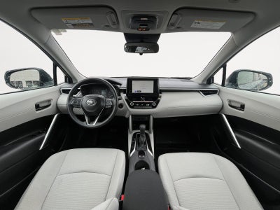 2025 Toyota Corolla Cross LE