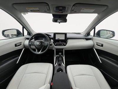 2025 Toyota Corolla Cross LE