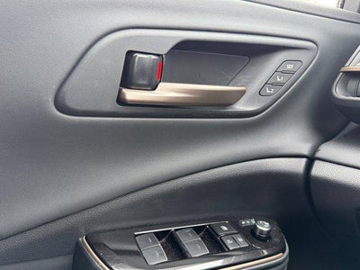 2025 Toyota Crown Signia XLE