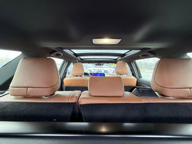 2025 Toyota Crown Signia Limited