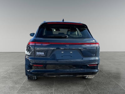 2025 Toyota Crown Signia XLE