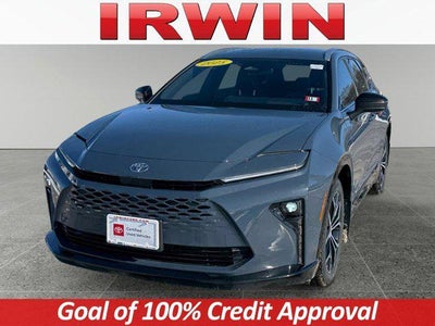 2025 Toyota Crown Signia XLE