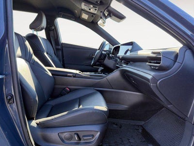 2025 Toyota Crown Signia XLE