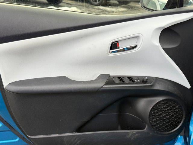 2019 Toyota Prius XLE