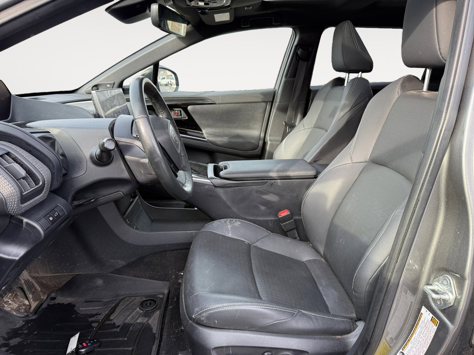 2023 Toyota bZ4X Limited