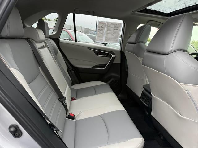 2023 Toyota RAV4 Hybrid XLE Premium