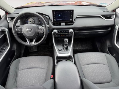 2019 Toyota RAV4 Hybrid XLE
