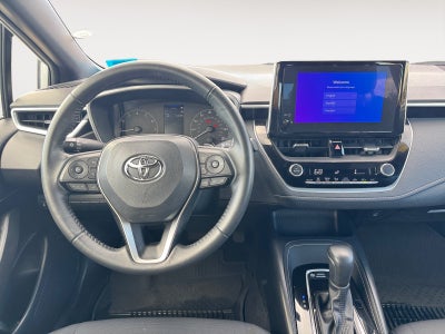 2025 Toyota Corolla Hatchback SE