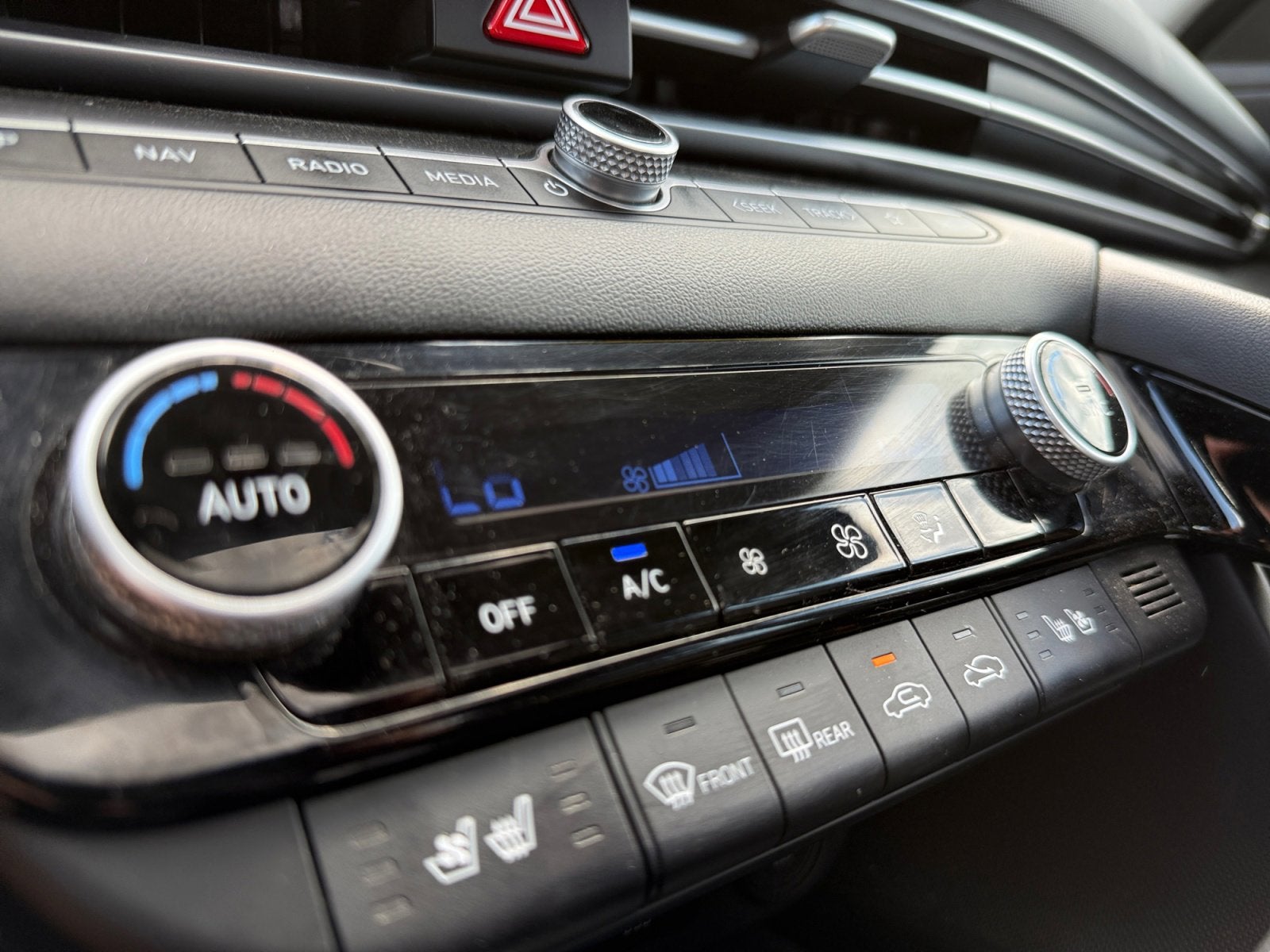 2023 Hyundai Elantra Hybrid Limited