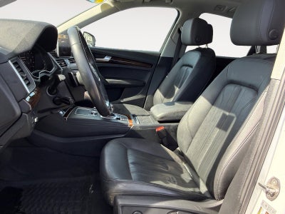 2020 Audi Q5 Premium Plus