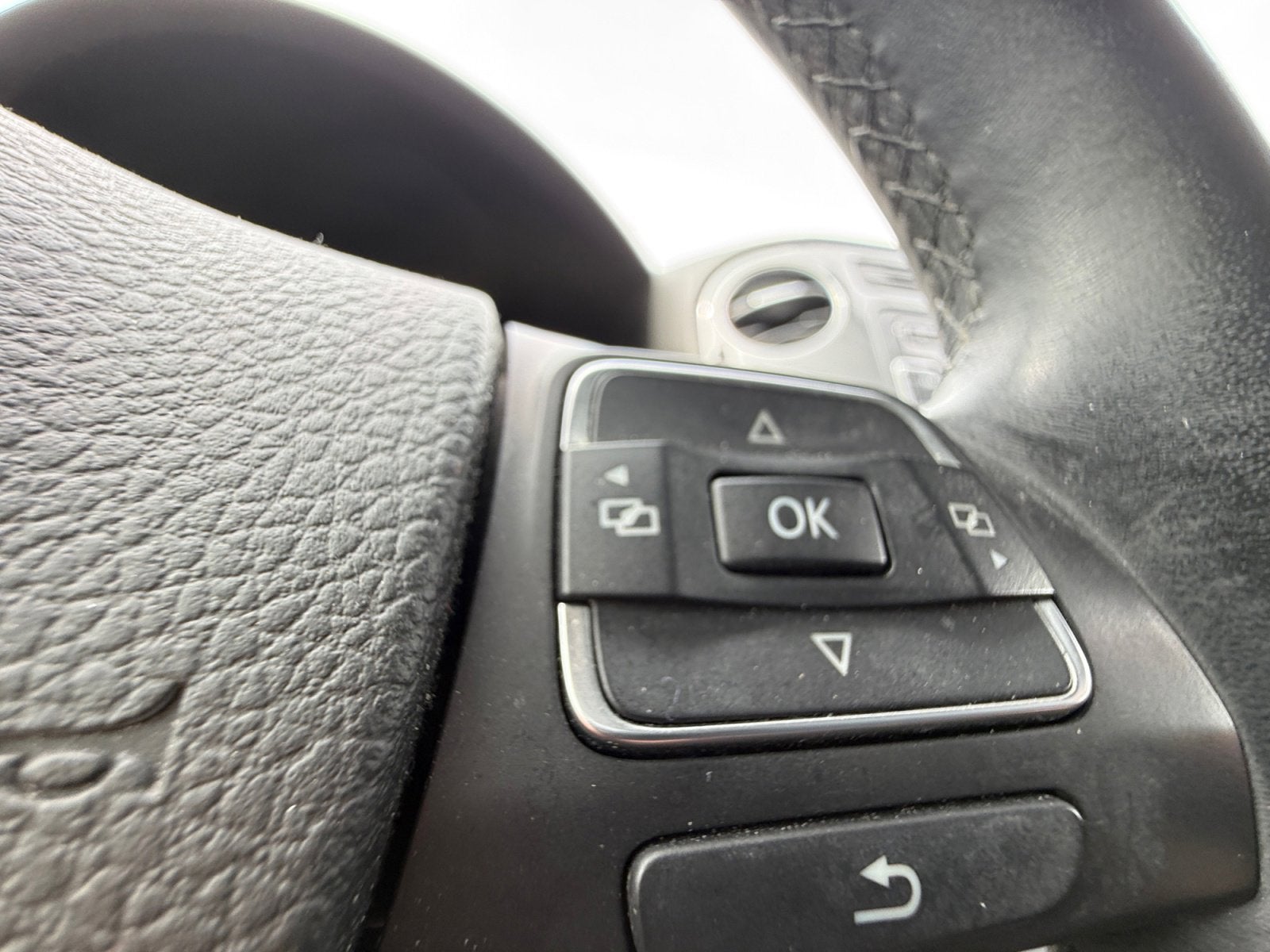 2015 Volkswagen Tiguan S