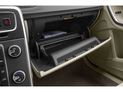 2015 Volvo V60 T5 Platinum