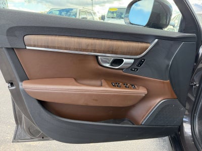 2024 Volvo V90 Cross Country Plus