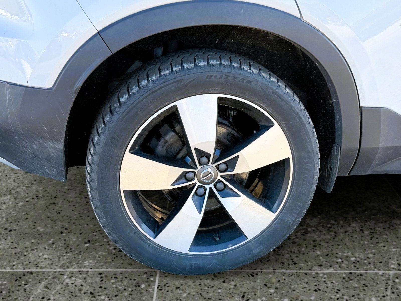 2022 Volvo XC40 Momentum