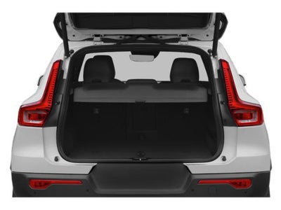 2020 Volvo XC40 Momentum