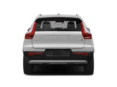 2020 Volvo XC40 Momentum