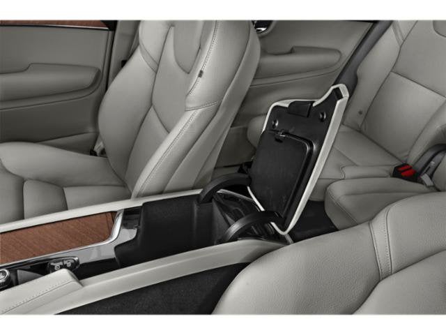 2022 Volvo XC90 Inscription