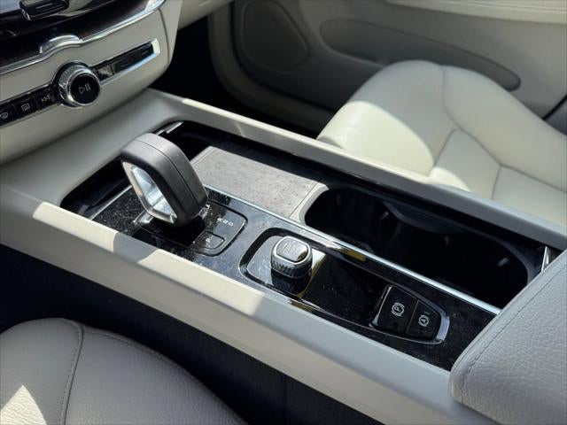 2022 Volvo XC60 Momentum