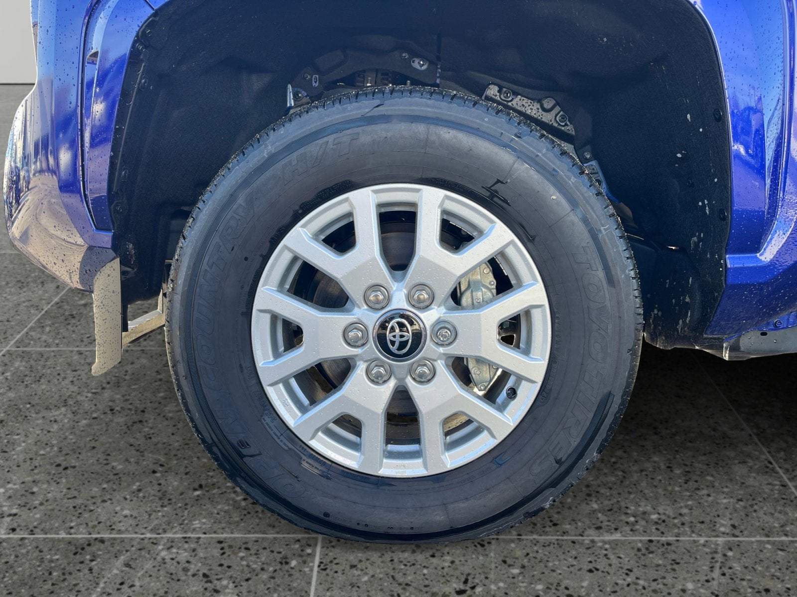 2025 Toyota TACOMA SR5 SR5