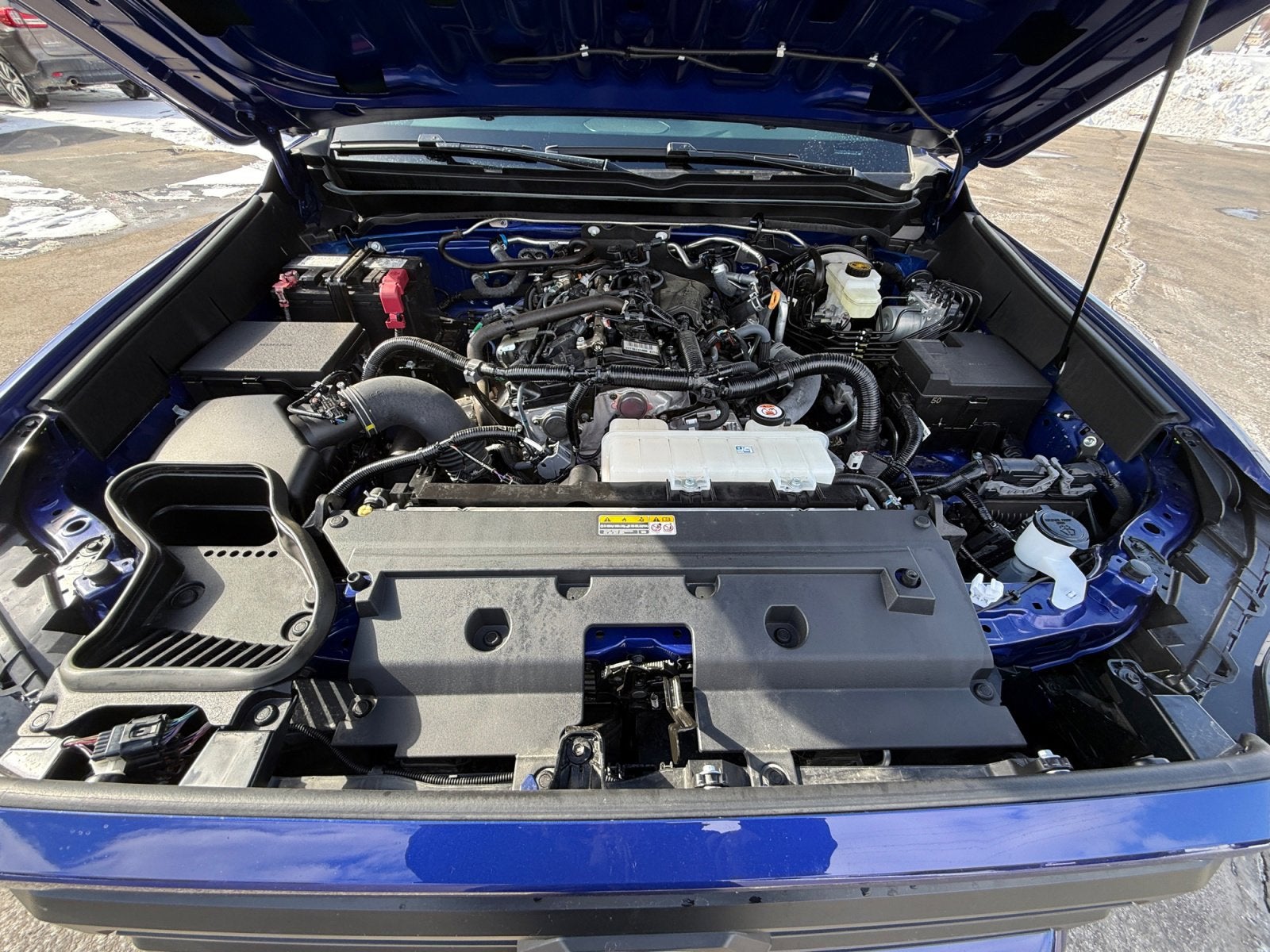 2025 Toyota TACOMA SR5 SR5