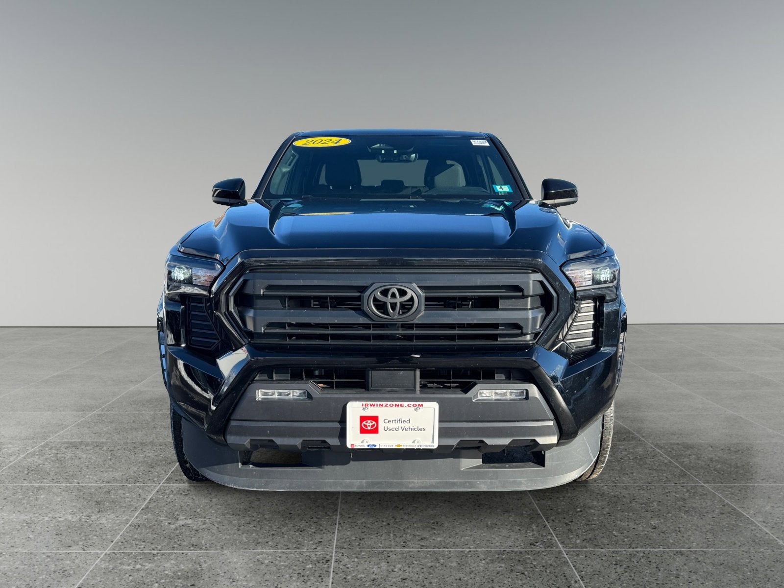 2024 Toyota TACOMA SR5 SR5