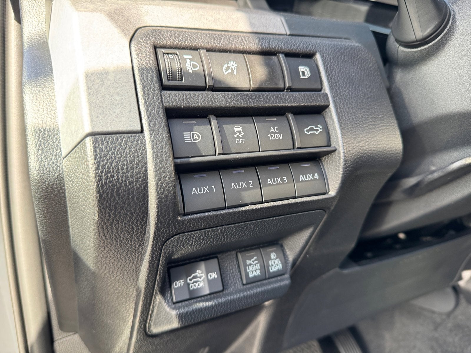 2025 Toyota Tacoma i-FORCE MAX Trailhunter