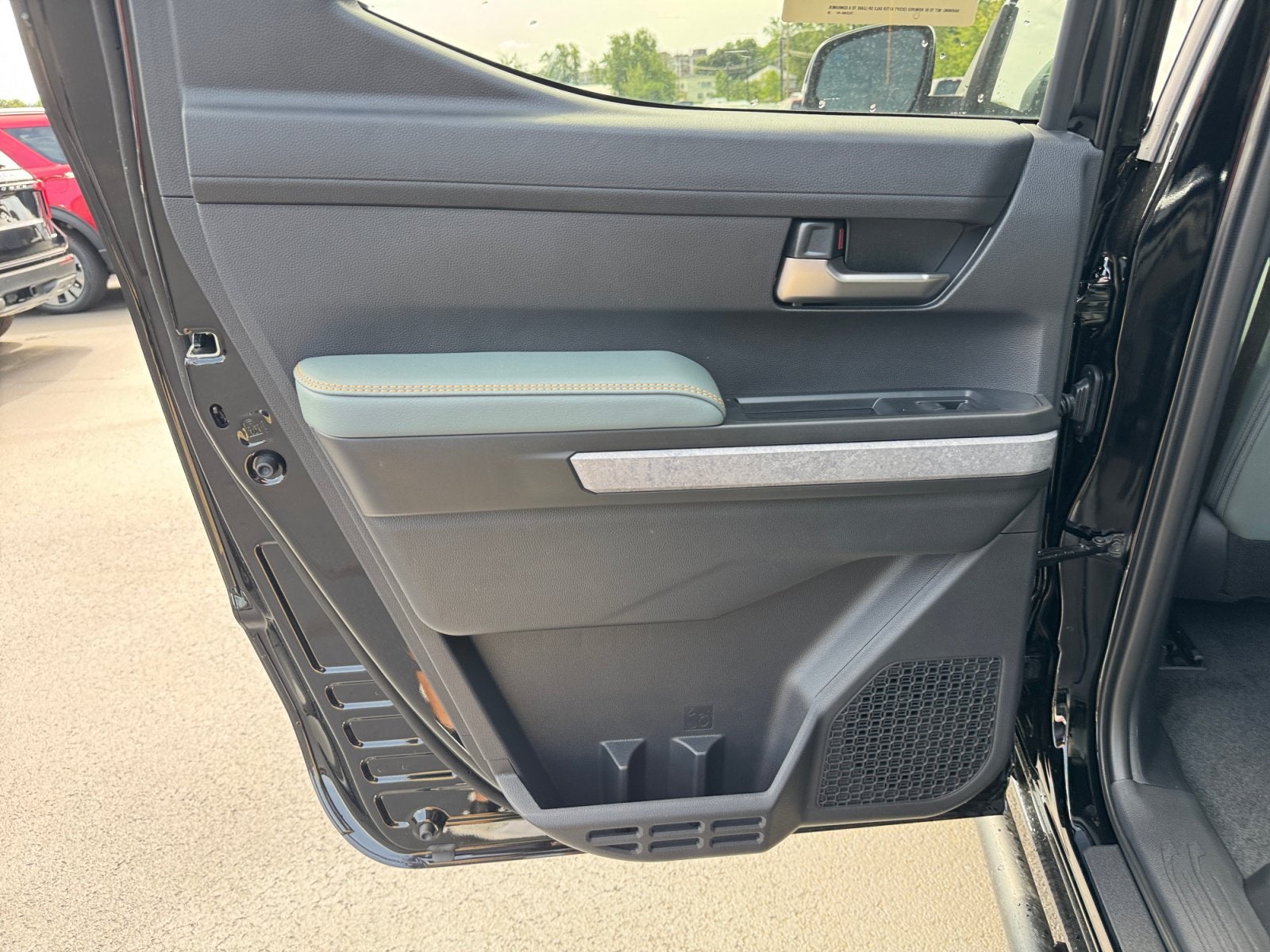 2026 Toyota Tacoma i-FORCE MAX Trailhunter
