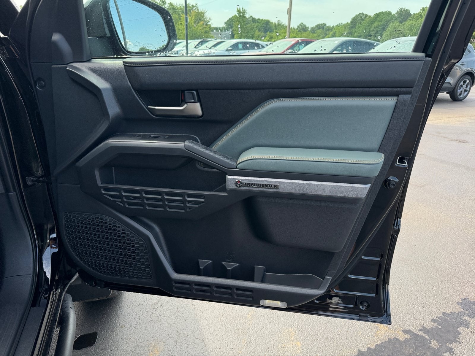 2026 Toyota Tacoma i-FORCE MAX Trailhunter