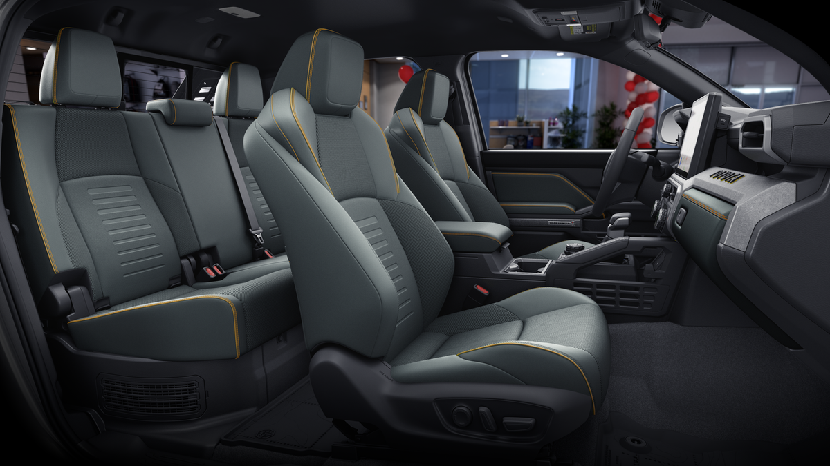 2026 Toyota Tacoma i-FORCE MAX Trailhunter