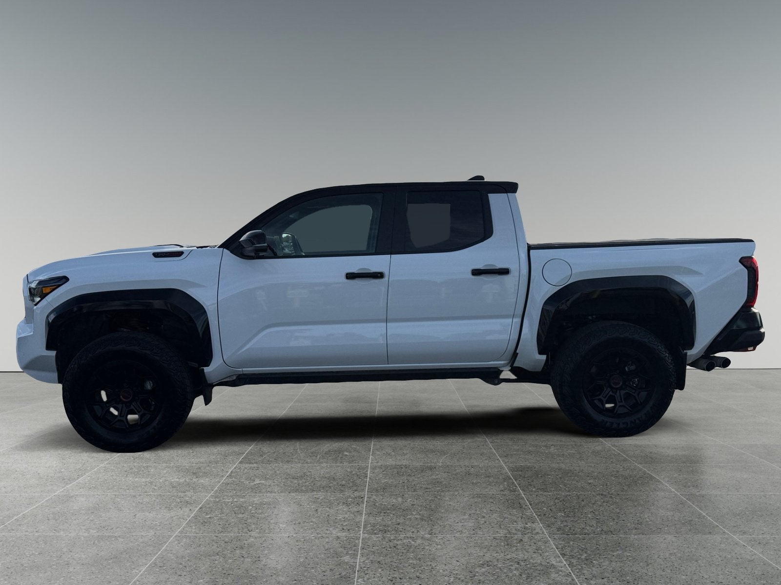 2024 Toyota Tacoma i-FORCE MAX TRD Pro Hybrid