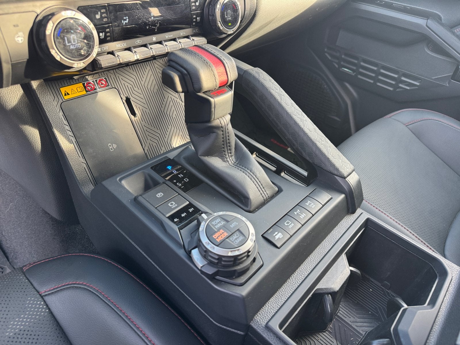 2024 Toyota Tacoma i-FORCE MAX TRD Pro Hybrid