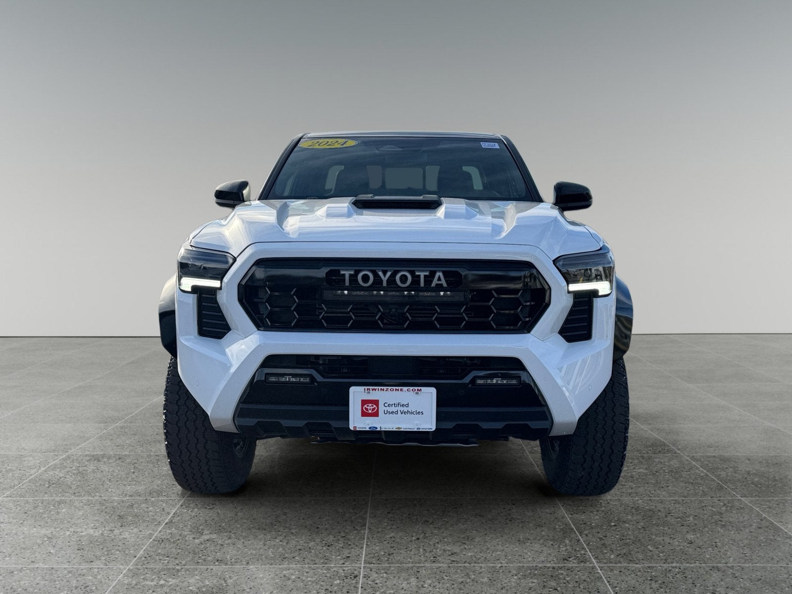 2024 Toyota Tacoma i-FORCE MAX TRD Pro Hybrid