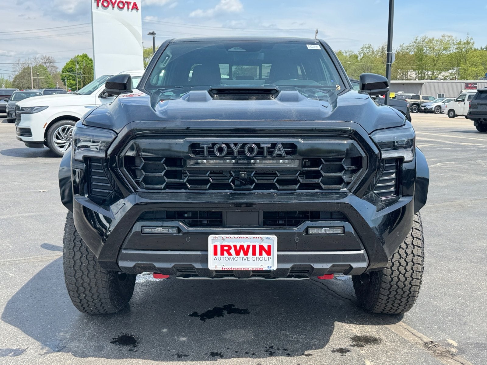 2026 Toyota Tacoma i-FORCE MAX TRD Pro