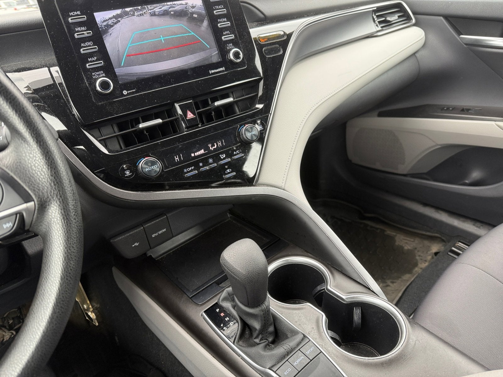 2023 Toyota CAMRY LE