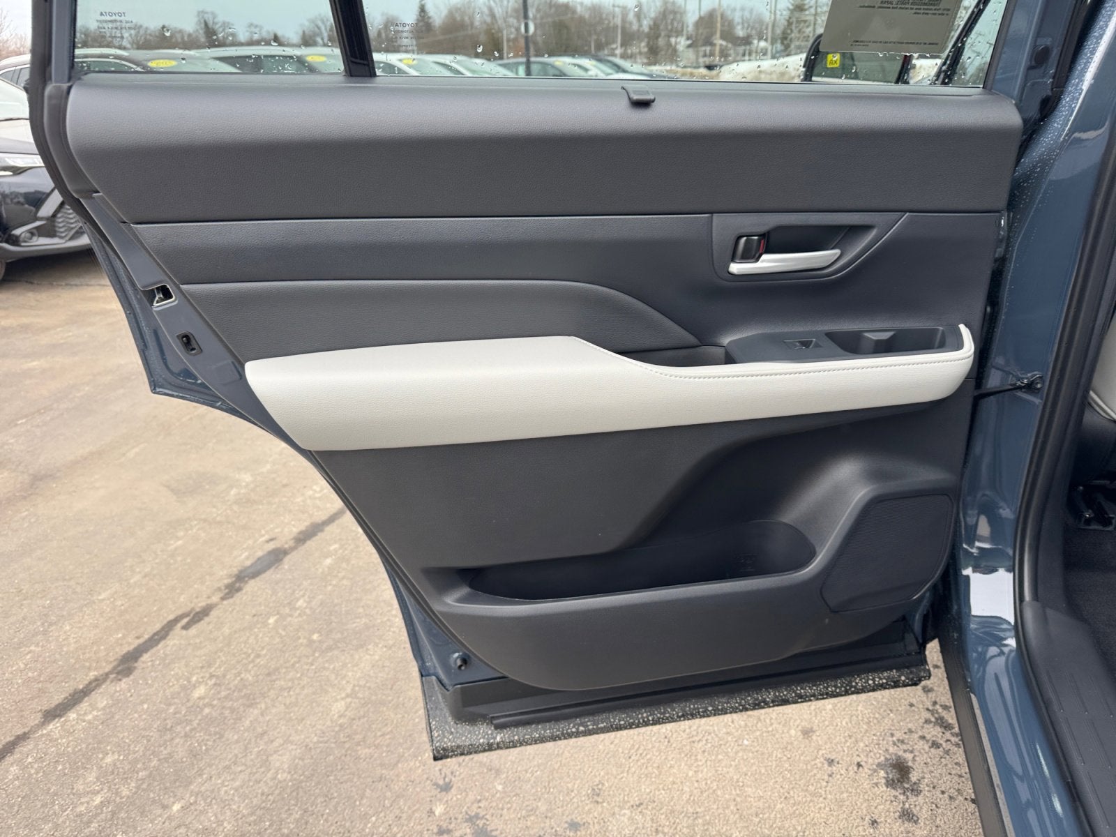 2026 Toyota Grand Highlander Hybrid Hybrid MAX Platinum